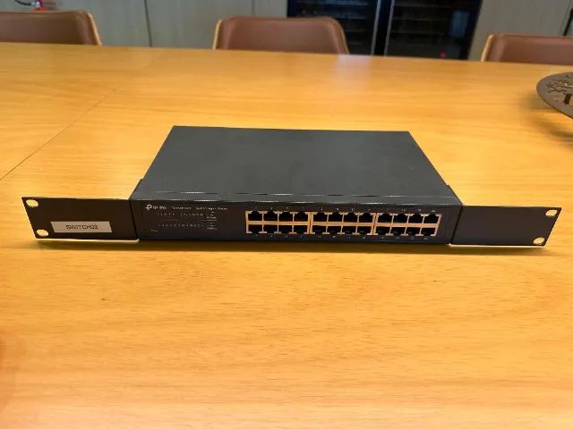 SWITCH GIGABIT 24 PORTAS TP-LINK TL-SG1024D