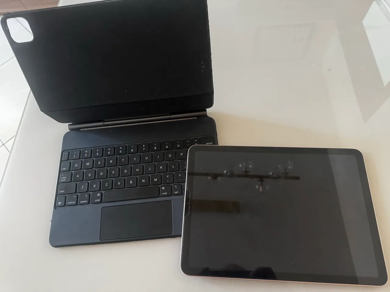 iPad Air 4 rosa 256gb com Magic Keyboard  - Foto 4