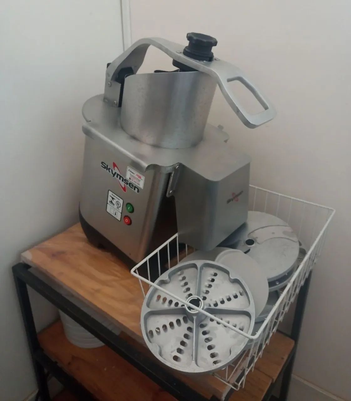 Vendo equipamentos Para delivery de pizza e lanche 
