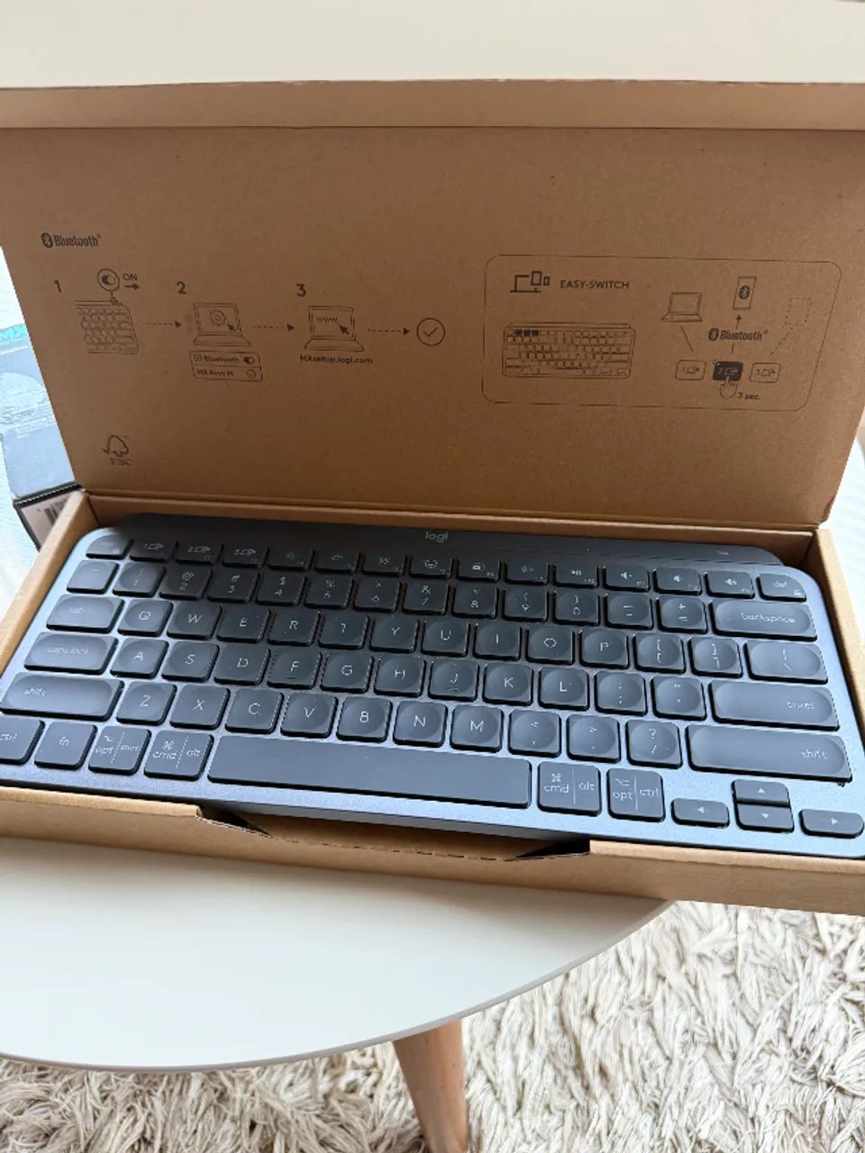 Teclado Logitech MX Keys Mini na cor Grafite - Foto 3
