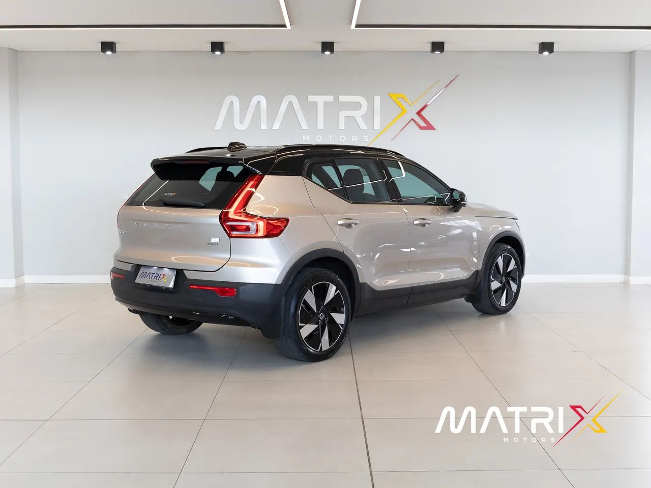 Volvo XC40 Recharge Plus (elétrico) 2024 - Foto 2