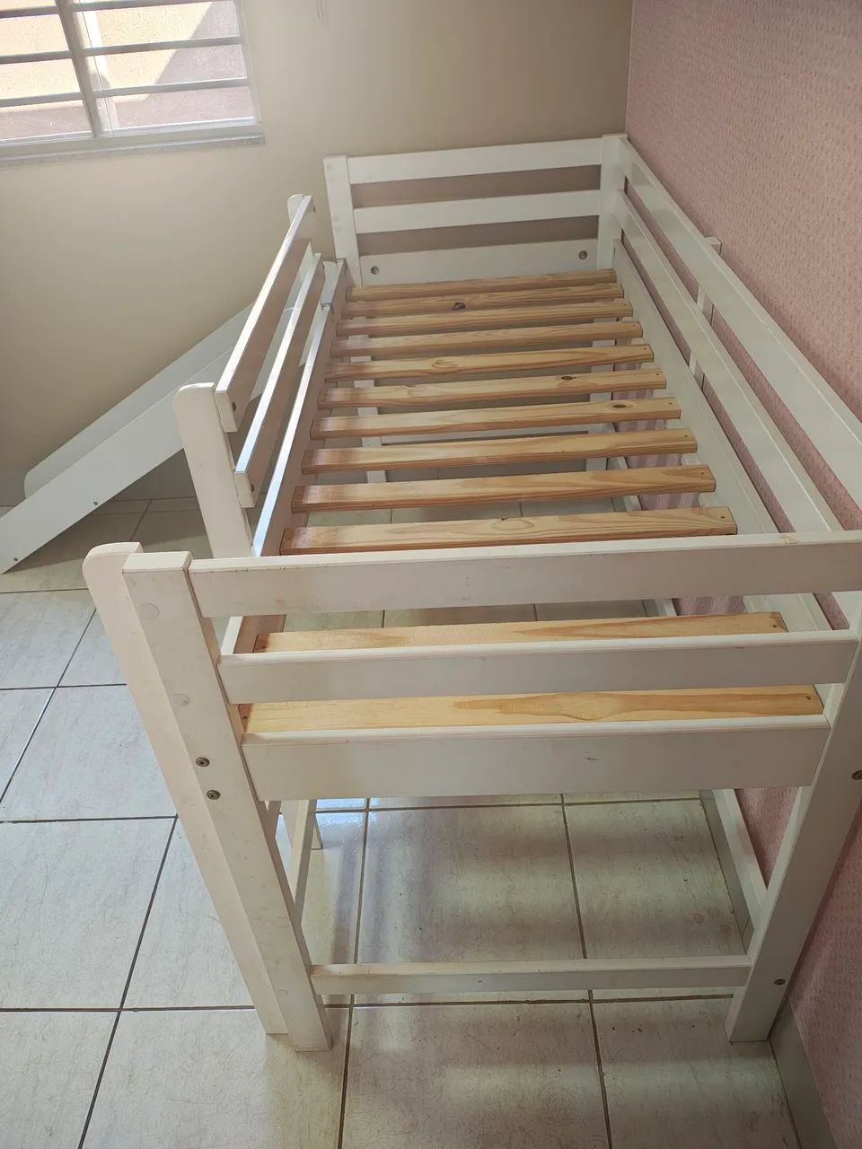 Cama de Madeira com Escorregador  - Foto 2