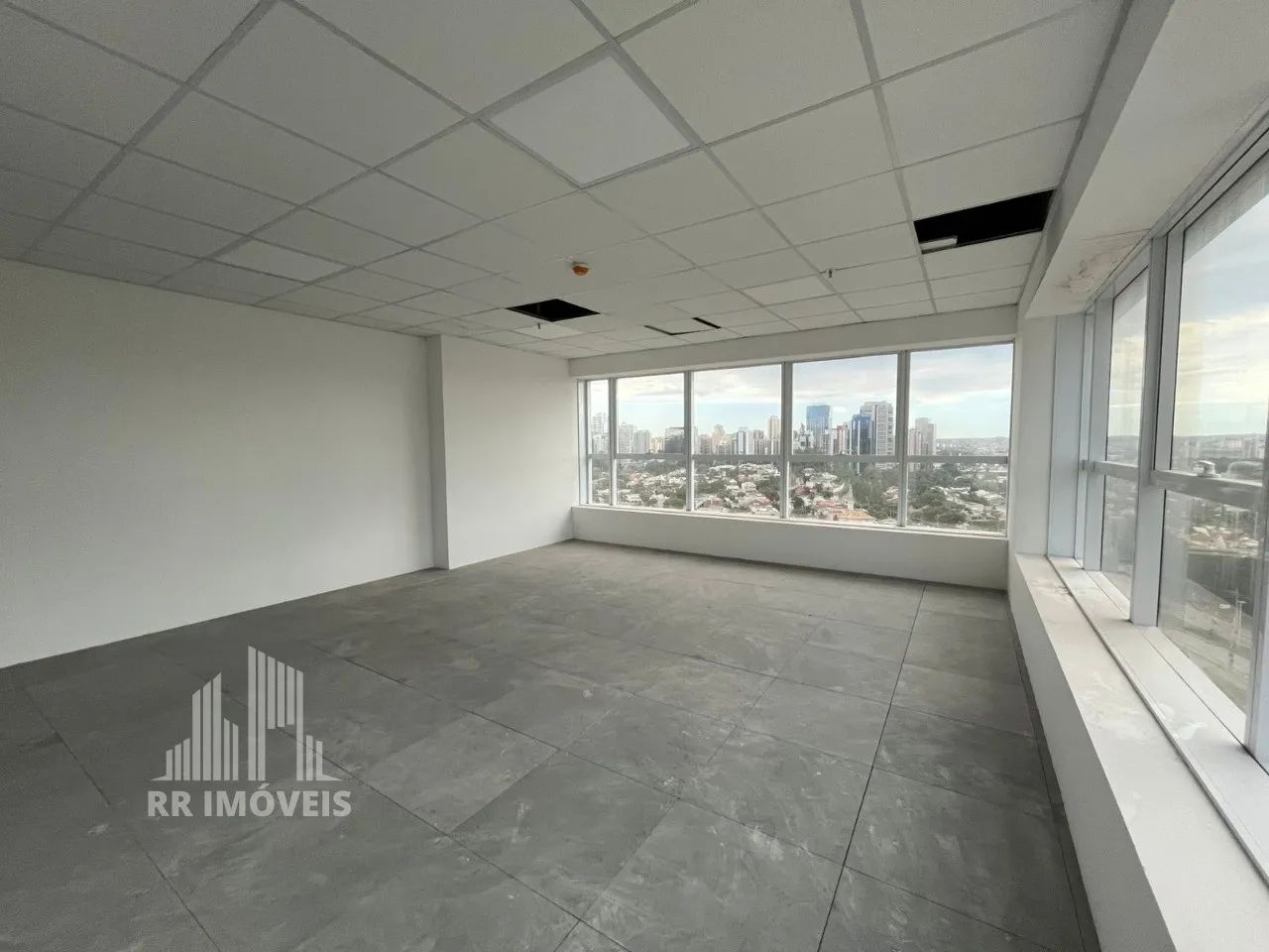 RR8005 Sala Comercial 54m² EDIFÍCIO TREND TOWER - OPORTUNIDADE - 1 Vaga de Garagem - Barue - Foto 5