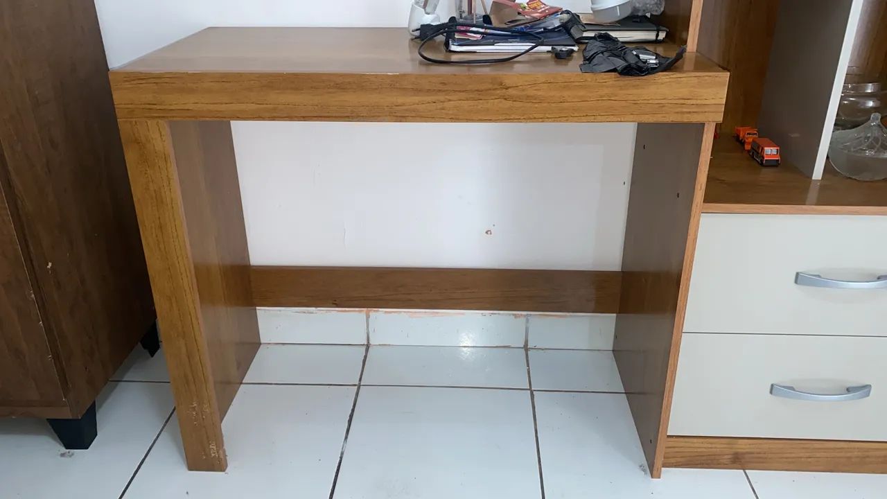 Escrivaninha mais mesa de Computador - Foto 2