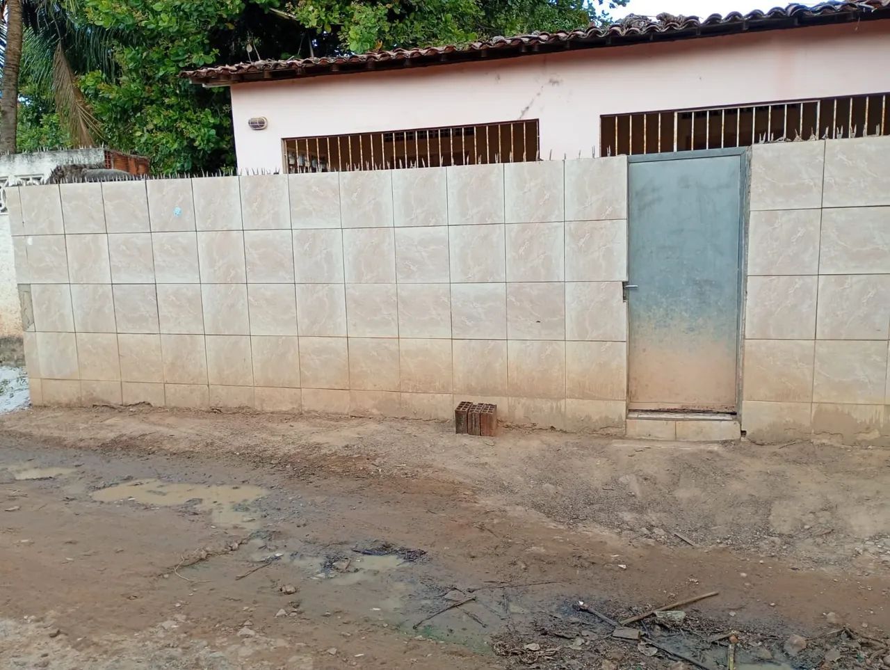 VENDO CASA EM PONTA DE PEDRAS