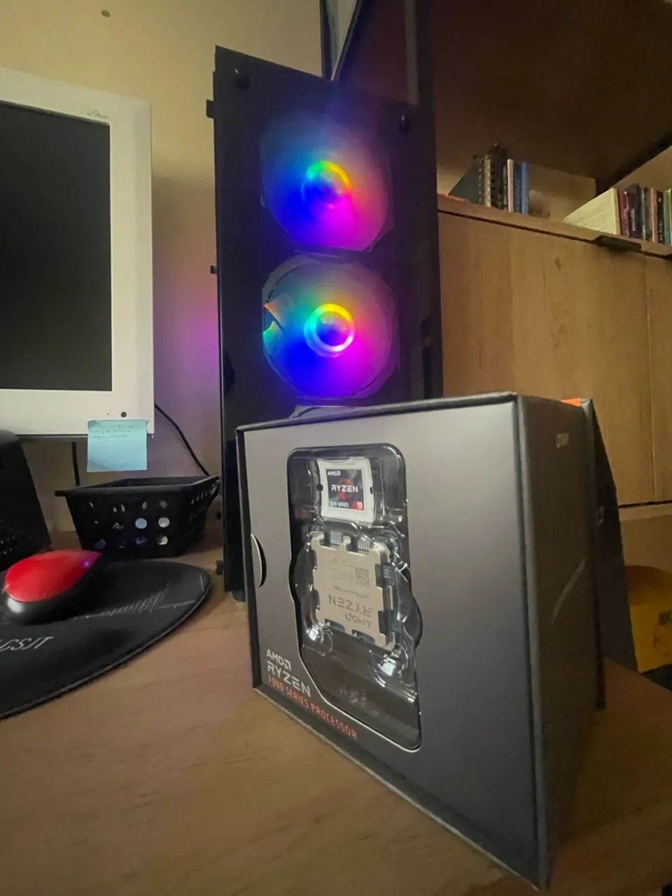 Processador Ryzen 9 7900x lacrado - Foto 2