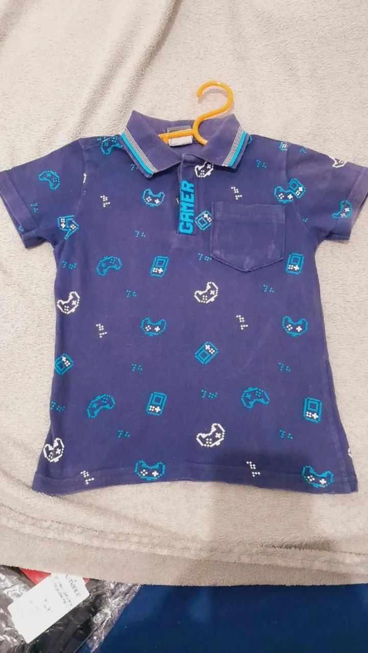 Roupas pra bebe de 1 ano.