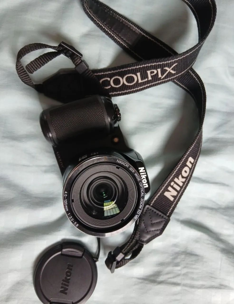 NIKON  L820