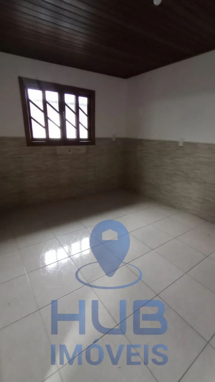 CASA 2 DORMITÓRIOS COM TERRENO AMPLO E MUITO BEM LOCALIZADA NO RIO TAVARES