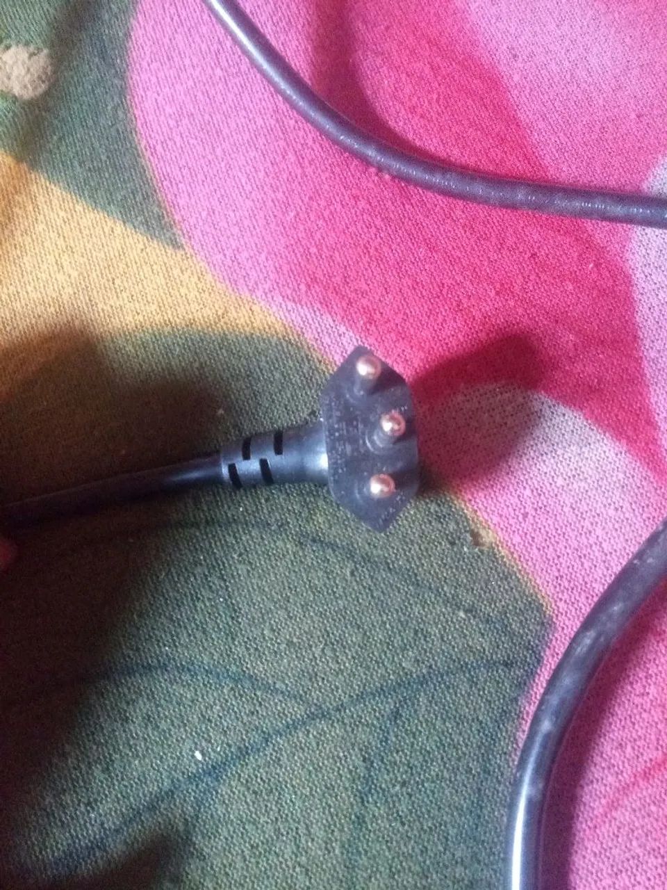 Cabo de Força para Notebook Tripolar 3 Pinos 5m m² - Foto 4