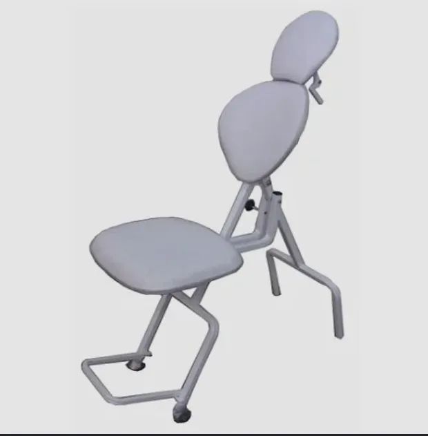 Cadeira de maquiagem e designer de sombrancelhas