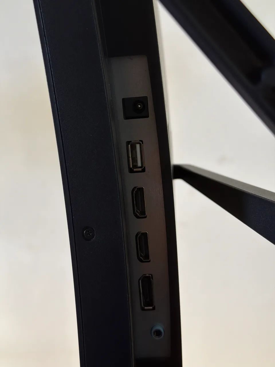 Monitor Gamer Curvo 32? 240Hz - Foto 3