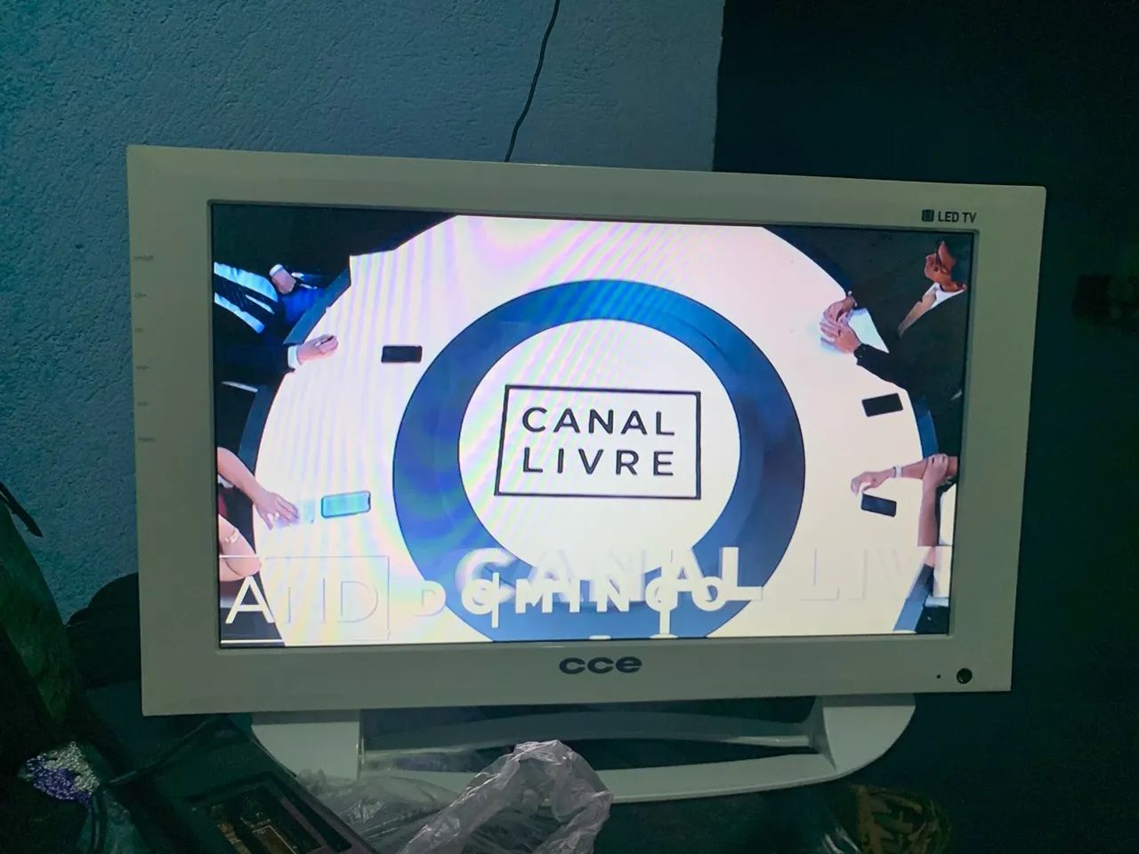 Tv cce 14 polegadas led - Foto 3
