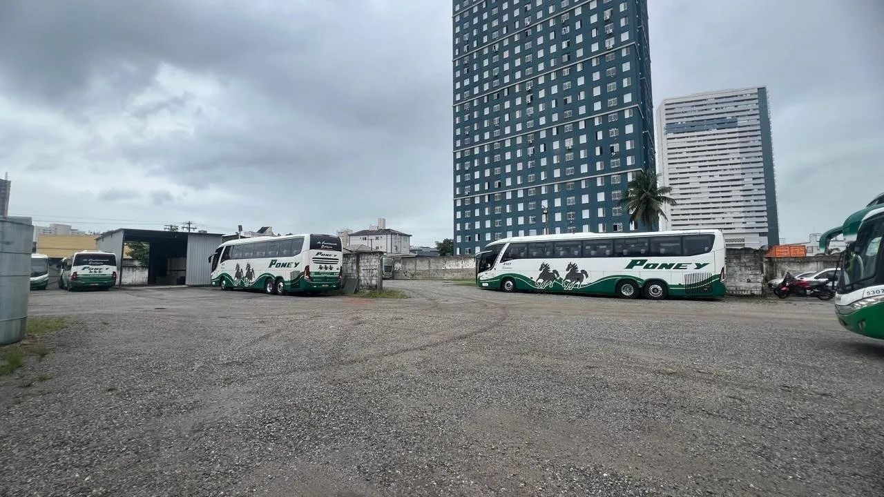 Terreno plano compactado à venda próximo ao centro de São Vicente - Foto 7