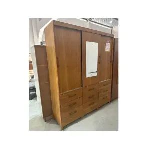 Guarda roupa com 3 portas de correr e 9 gavetas - Foto 3