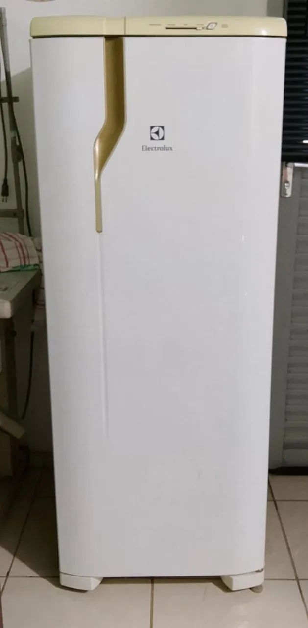 Geladeira Eletrolux