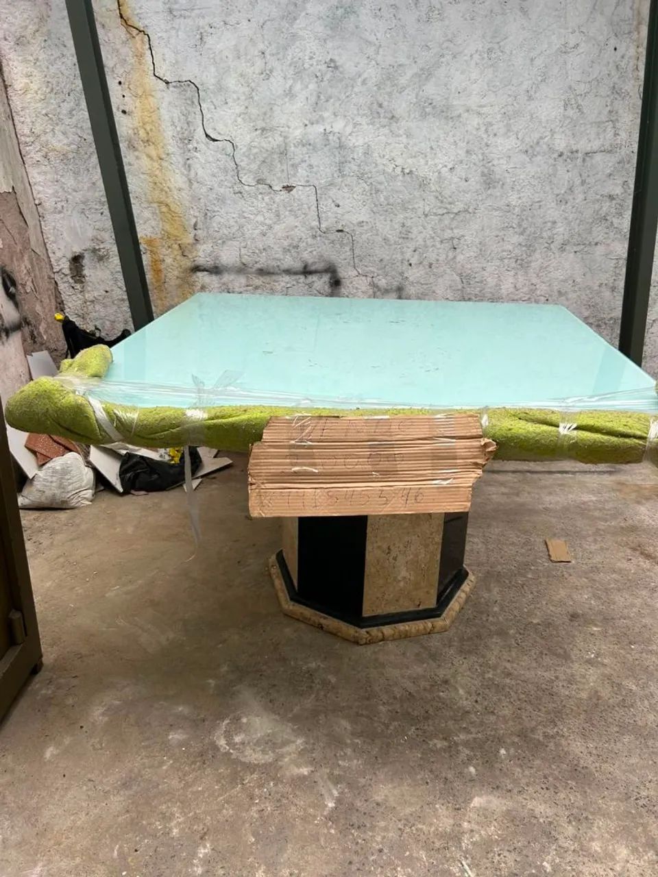 Mesa de vidro com base  - Foto 5