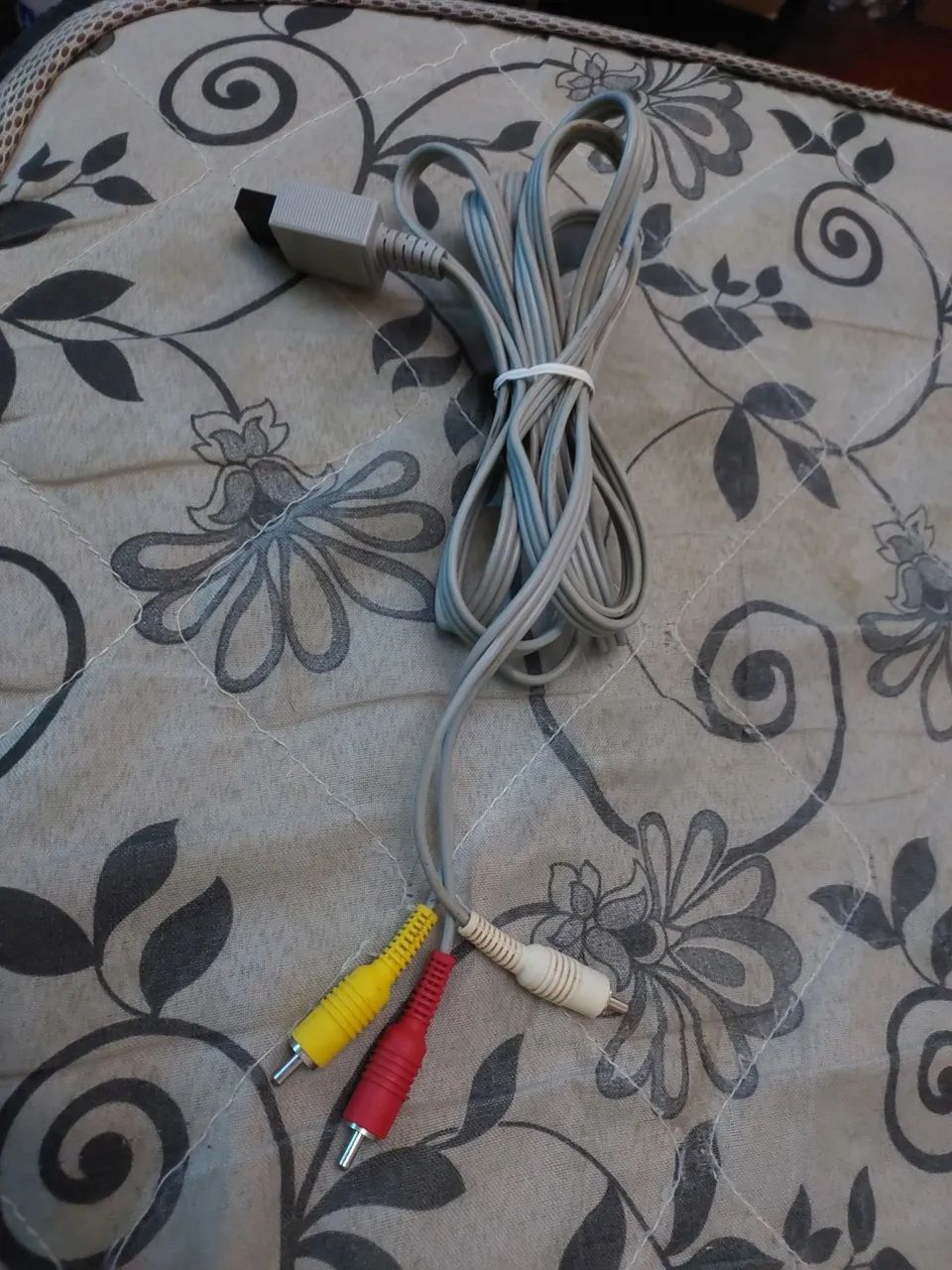 VENDO CABO DE VÍDEO PARA NITENDO WII. 