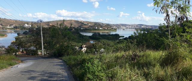 Terreno 4.238 m², B. Mario Giurizato, Margem BR 259