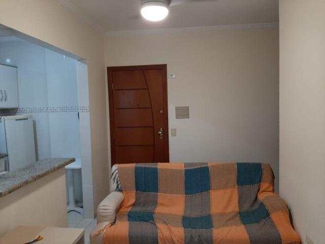 Locação definitiva - Praia Grande - Caiçara - Frente ao Mar - 01 dormitório - Foto 4