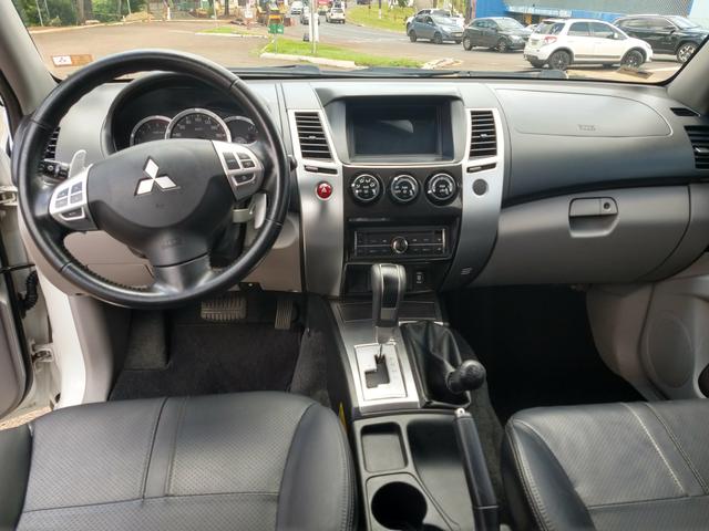 Pajero dakar 3.2 d hpe 7 lugares automática 2014 - Foto 15