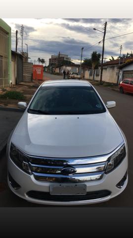 Ford Fusion em excelente estado de conservação