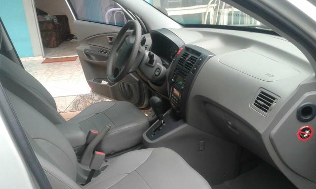 Hyundai Tucson bem conservada - Foto 6