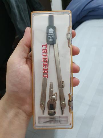 Compasso trident 9001