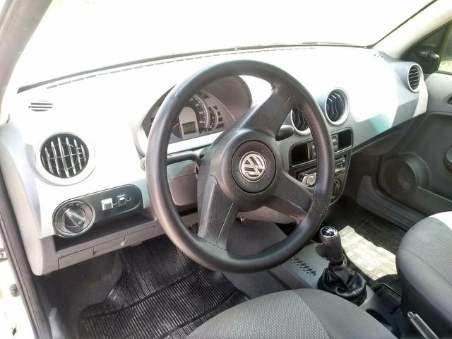 Vendo Gol G4 Básico (trava e vidro elétrico) CONTATO: * - Foto 5