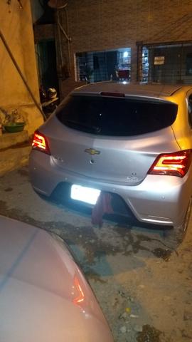 Vendo Onix LT 2017 1.0 com GNV valor 36.000,00 - Foto 3