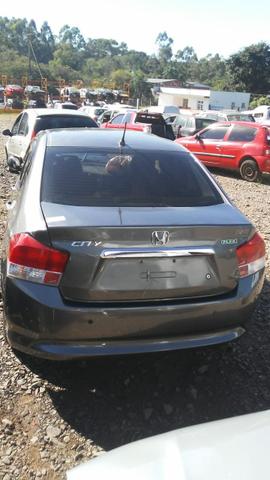 Honda City 2011 1.5 vendido em peças