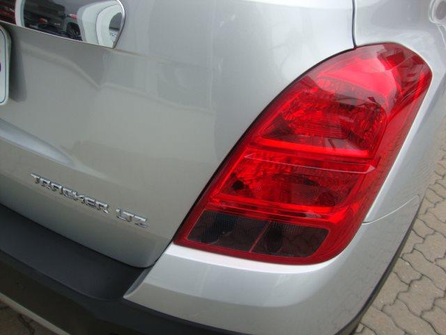 CHEVROLET TRACKER 2013/2014 1.8 MPFI LTZ 4X2 16V FLEX 4P AUTOMÁTICO - Foto 16
