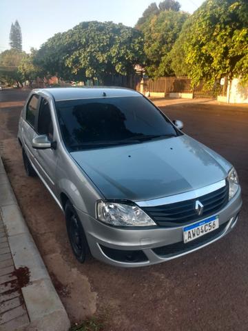 Renault Logan 1.0 abaixo da fipe