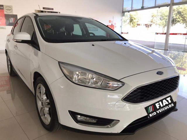 FORD FOCUS SE 1.6 4P