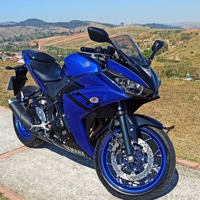 YAMAHA R3 -2019