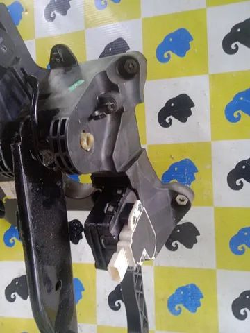 Pedaleira Pedal Freio Automatico E Acelerador Onix Ltz 2018 19  - Foto 7
