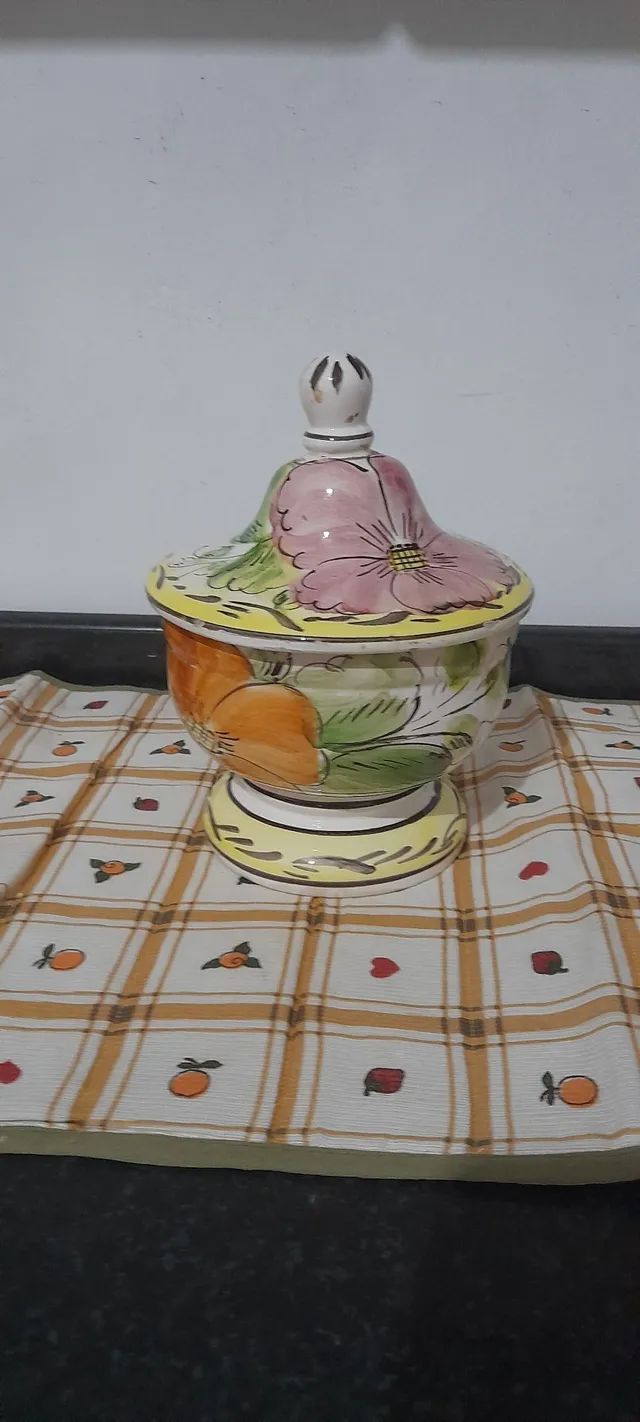 Bombonieri Antiga 