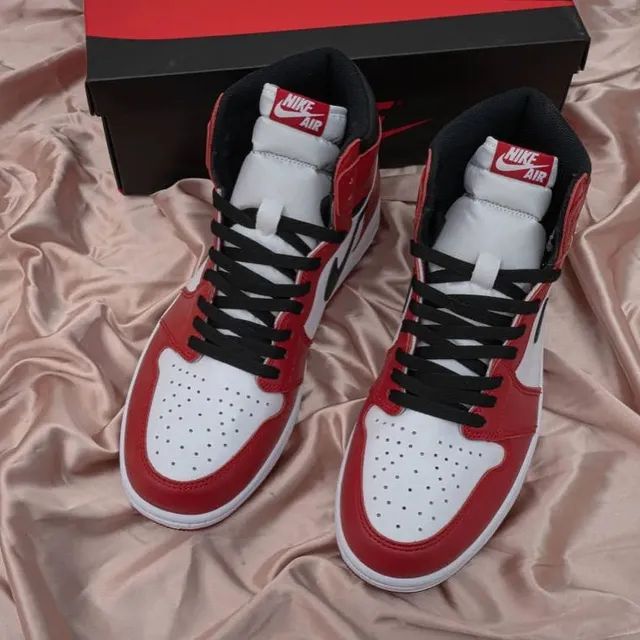 Air Jordan 1 Retro High OG "Chicago" - Foto 2