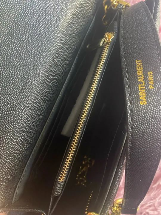 Bolsa em couro caviar nova . - Foto 3