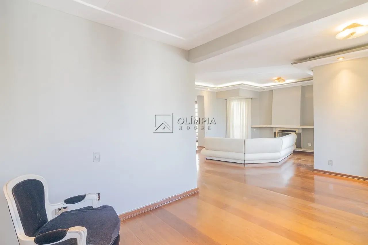 Locação Apartamento 3 Dormitórios - 195 m² Moema - Foto 2