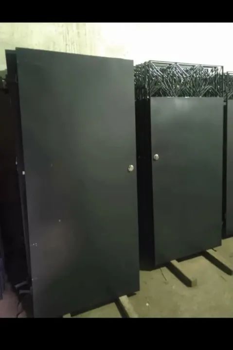 Portão chapeado todo fechado / estrelado65580456239363121
