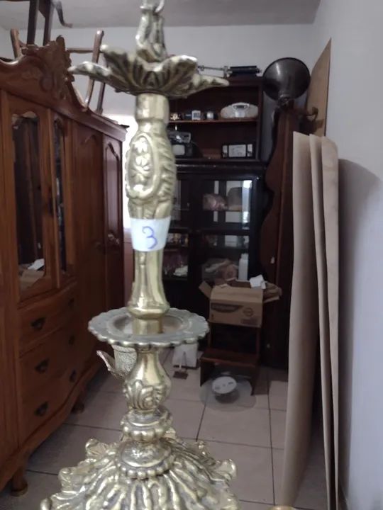 Lustre antigo de bronze  - Foto 4