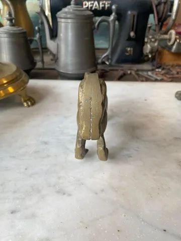 Pequena estátua de cavalo em bronze.  - Foto 2