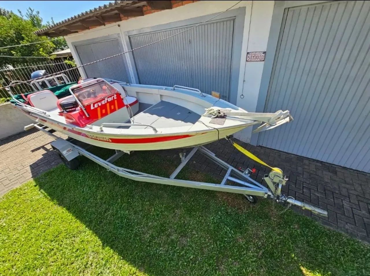 Lancha Marajó Levefort + Motor Mercury 60 HP + Reboque Rodoviário  - Foto 2