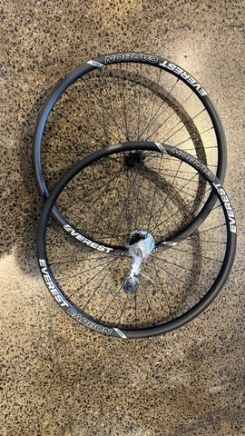 RODAS VZAN EVEREST CARBON BOOST ZERO 