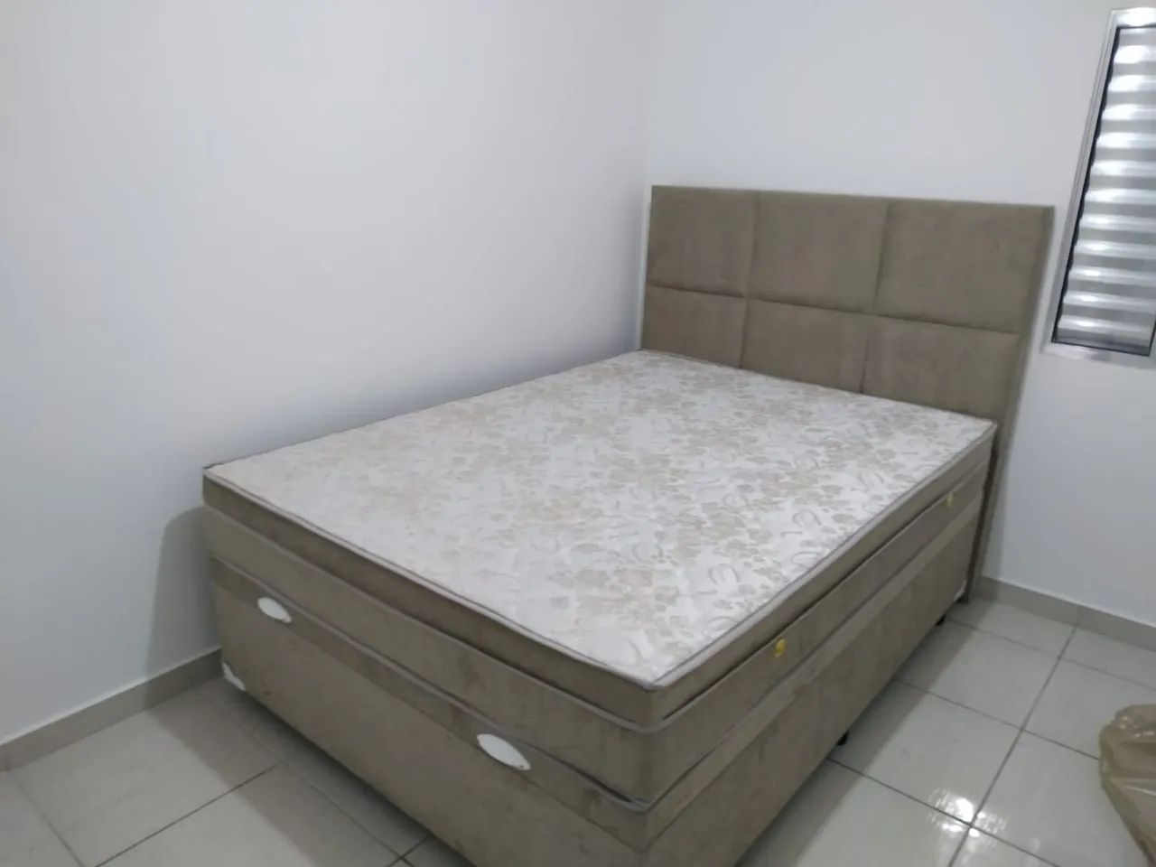 Cama box bau e colchão  promoção 