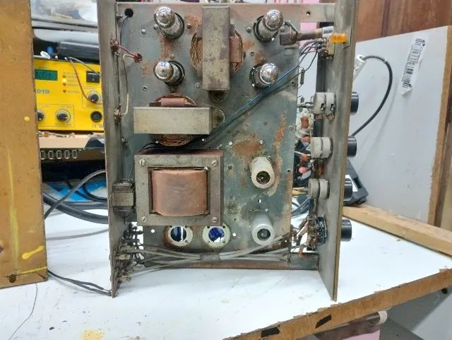 Antigo e Raro modelo de amplificador delta modelo 420 stereo - Foto 3