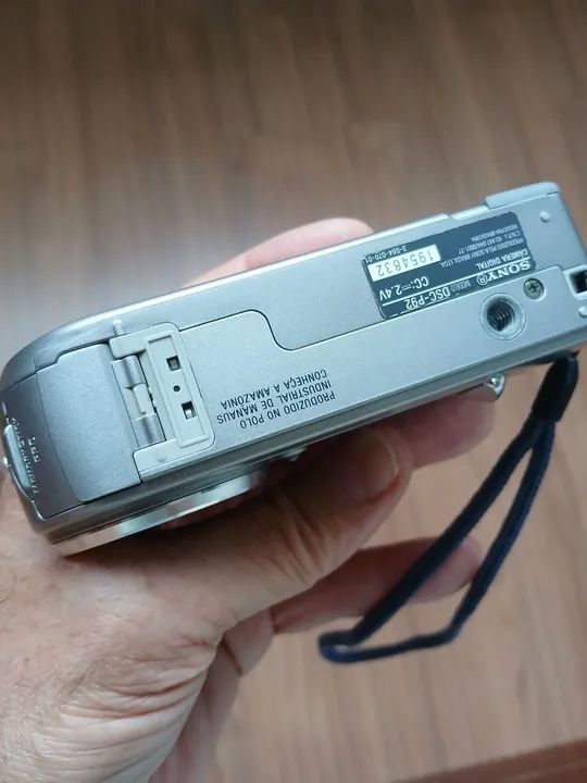 Câmera Digital Sony DSC-P92 - Foto 3