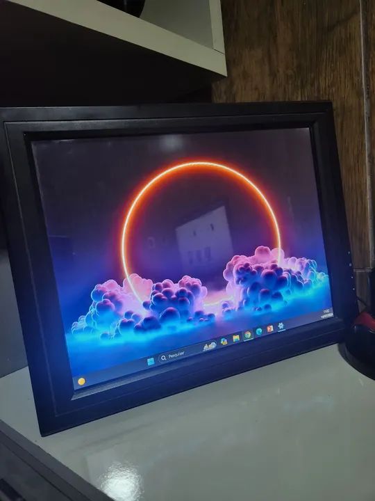 Monitor touch screen de 15 polegadas