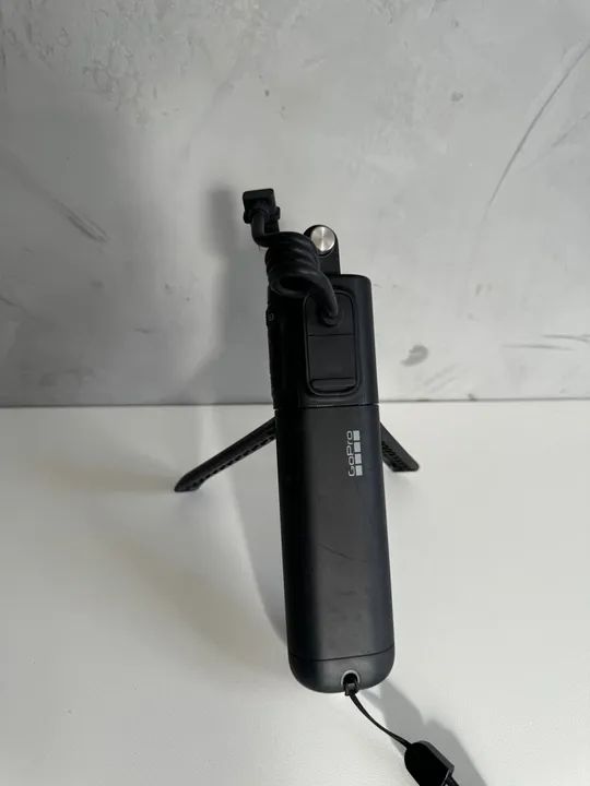 Volta - Bastão Com Bateria, Tripé E Controle Remoto - Gopro Cor Preto - Foto 6